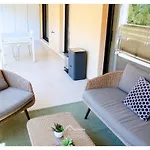 Les Gregoriennes T2 Climatise Centre-terrasse-parking-wifi 公寓 耶尔