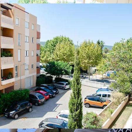 Les Gregoriennes T2 Climatise Centre-terrasse-parking-wifi Apartamento Hyères