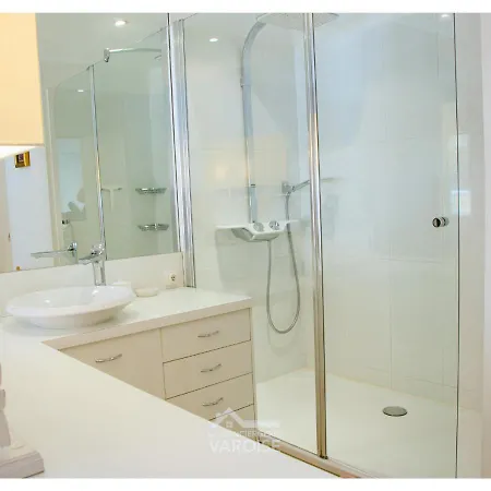 Апартаменти Les Gregoriennes T2 Climatise Centre-terrasse-parking-wifi Єр
