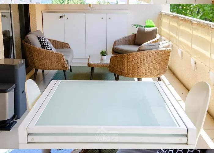 Apartamento Les Gregoriennes T2 Climatise Centre-terrasse-parking-wifi *