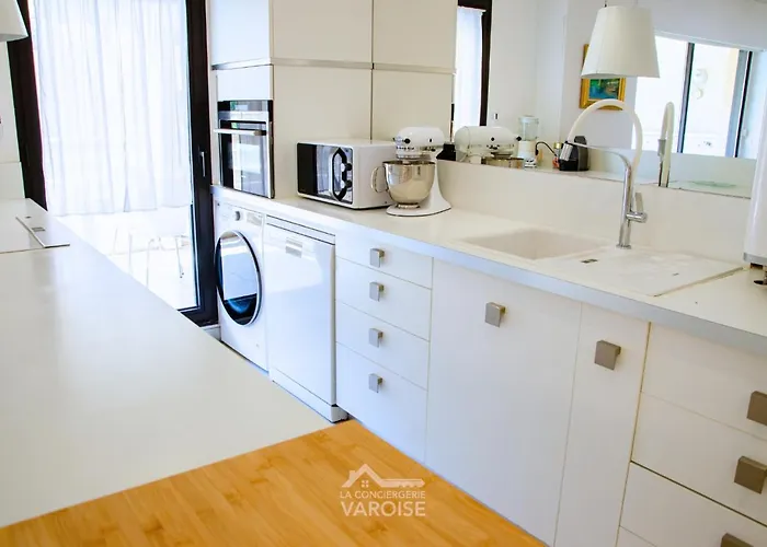 Apartamento Les Gregoriennes T2 Climatise Centre-terrasse-parking-wifi Hyères