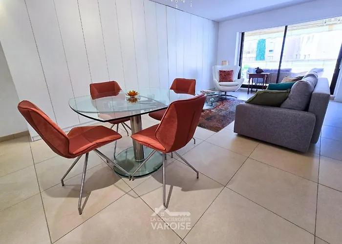 Les Gregoriennes T2 Climatise Centre-terrasse-parking-wifi Διαμέρισμα