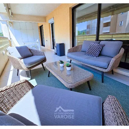 Les Gregoriennes T2 Centre-terrasse-parking-wifi